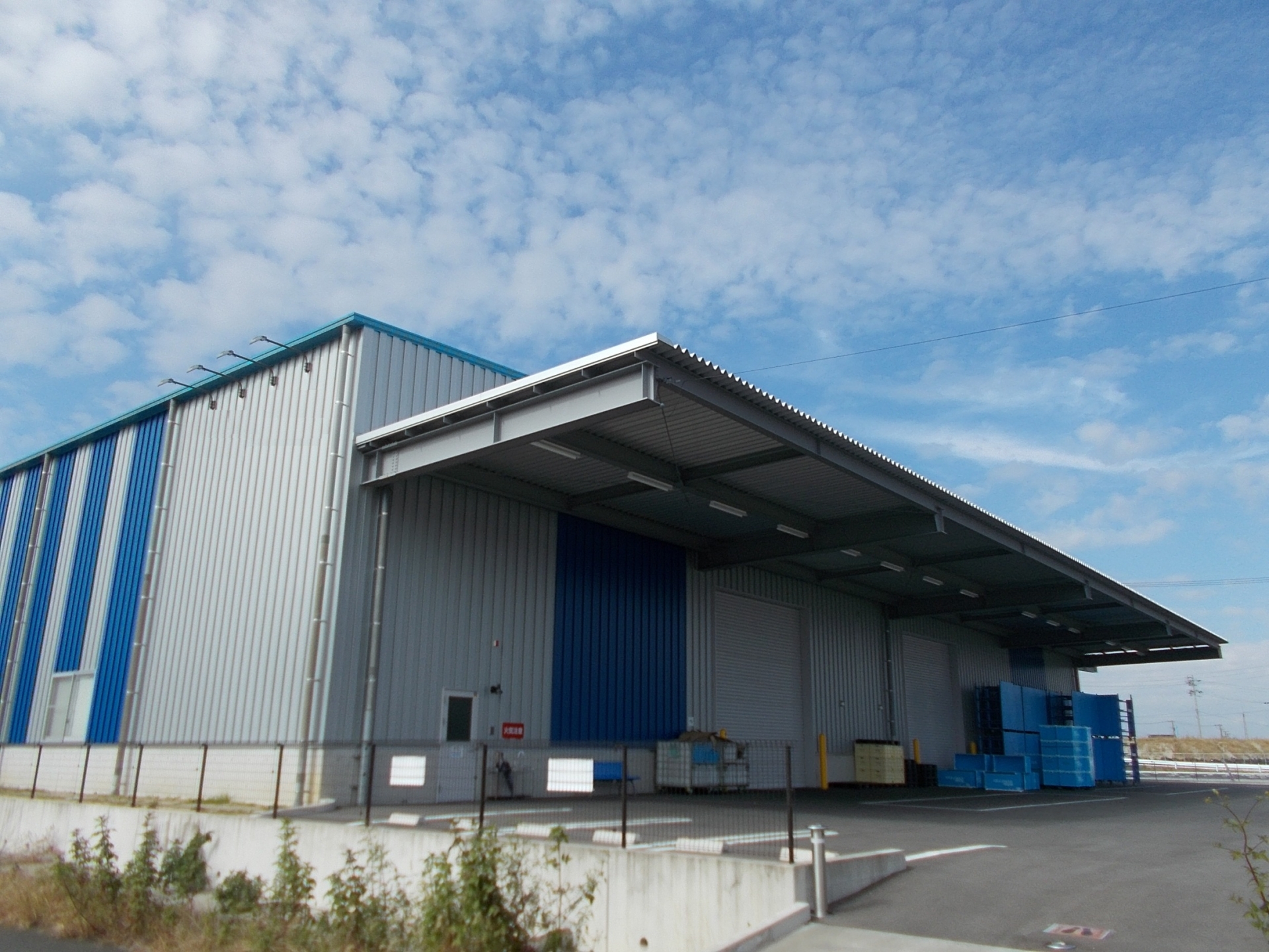 倉庫の原状回復の相場